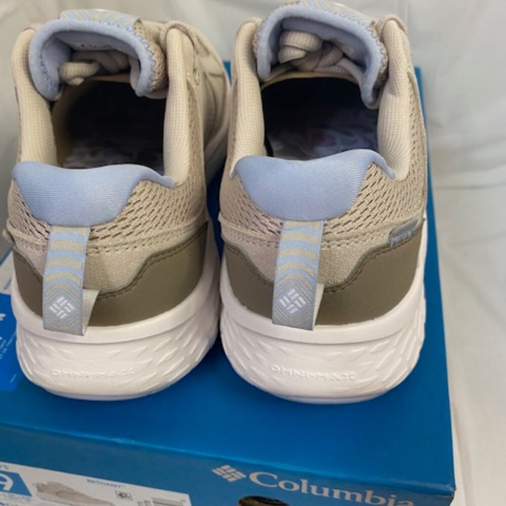 Columbia Women's Bethany Hiking shoe in a light stone/beige color, size 9 (NEW) - Picture 6 of 8